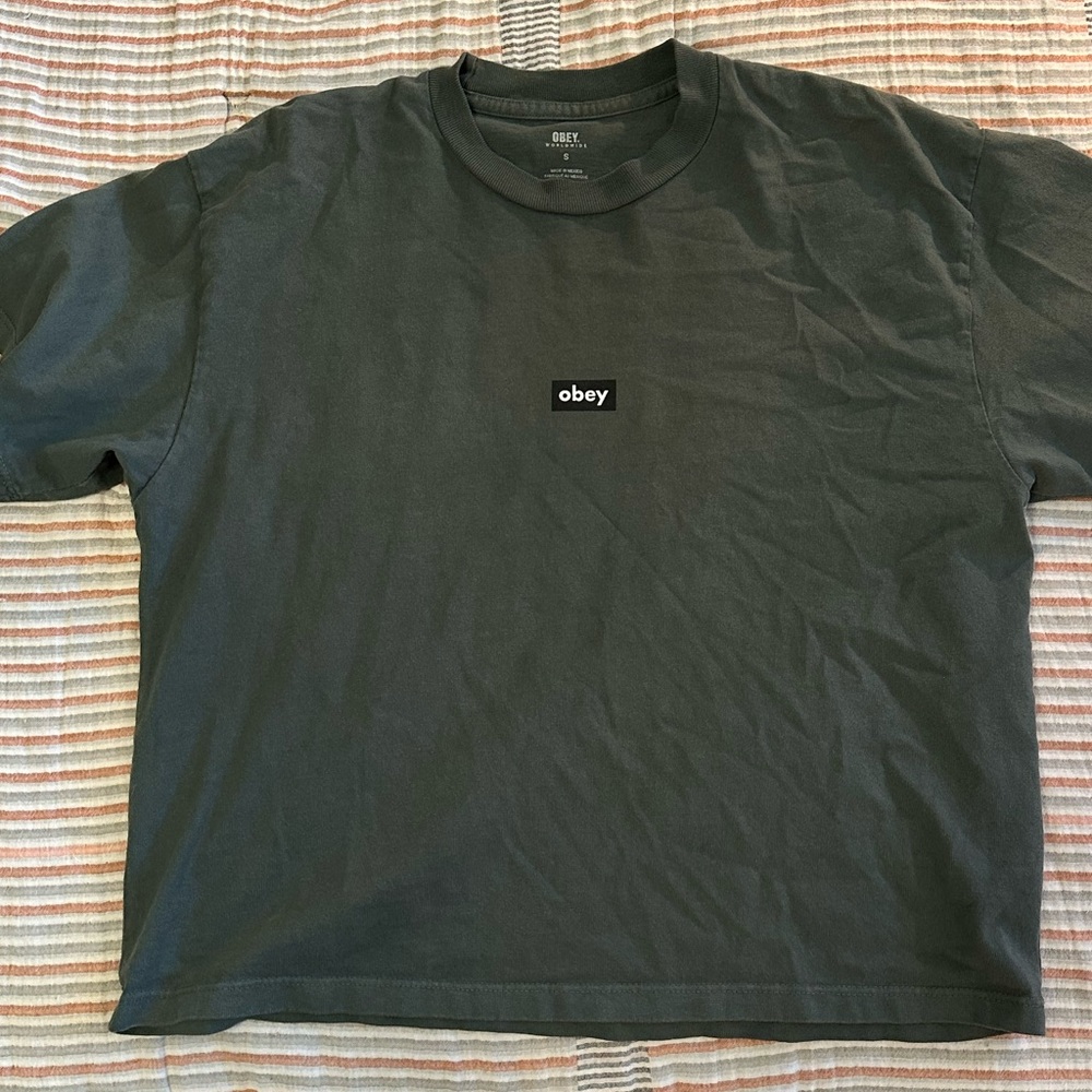 Women’s Obey t shirt! Forest green, great fall color! Tag is women’s small